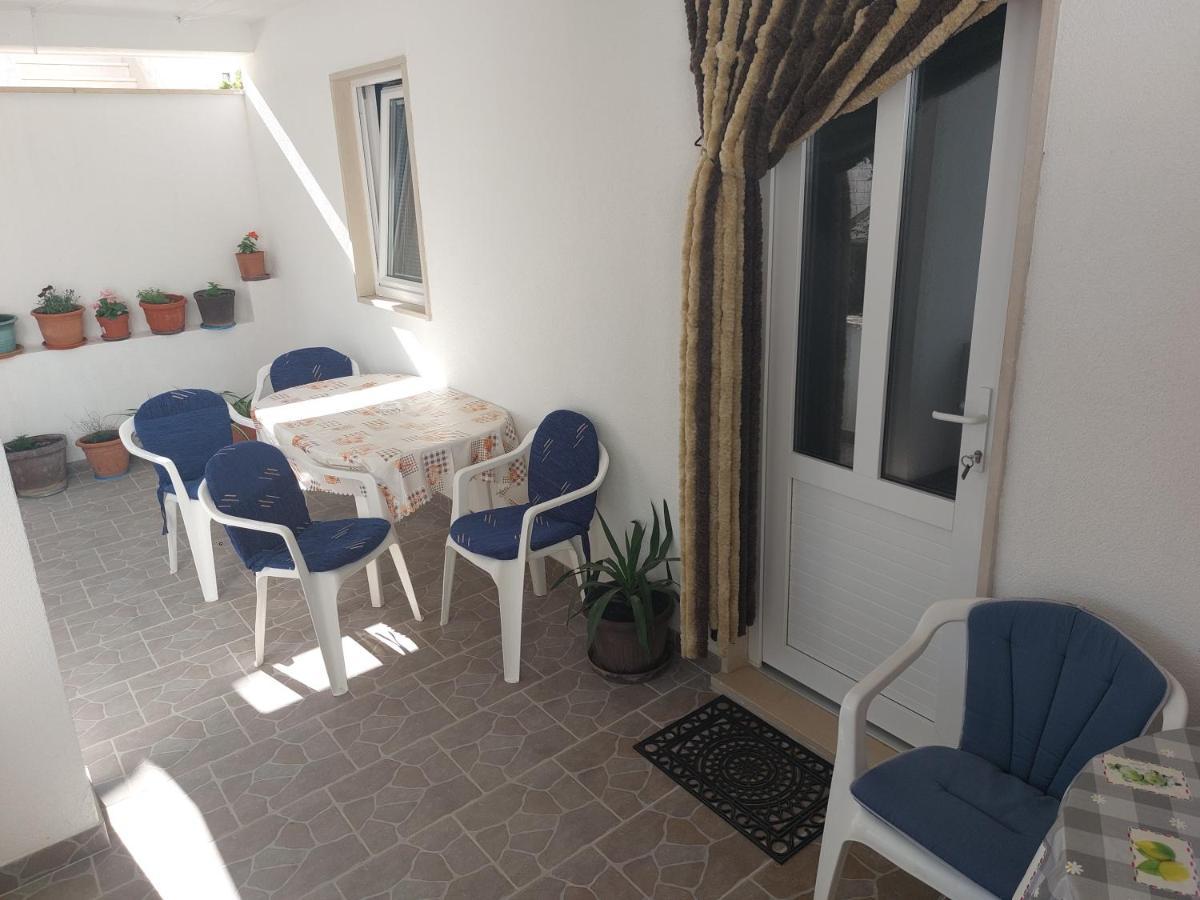 Apartments Slavica Bol Kültér fotó